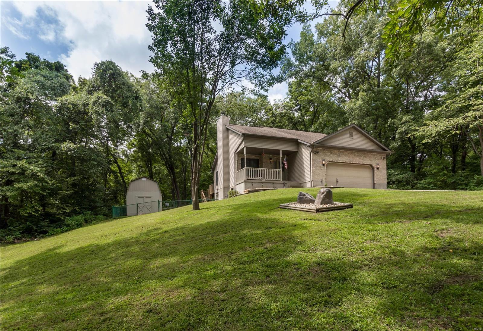 7227 D Road Waterloo, IL 62298 - Photo 5 of 46
