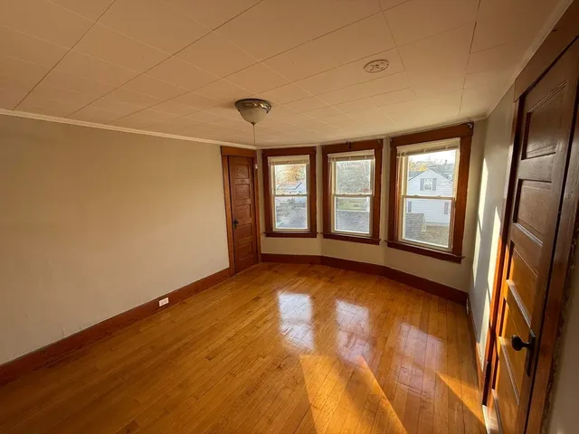 $2,000 | 306 Franklin Road, Unit 2, Fitchburg, MA 01420