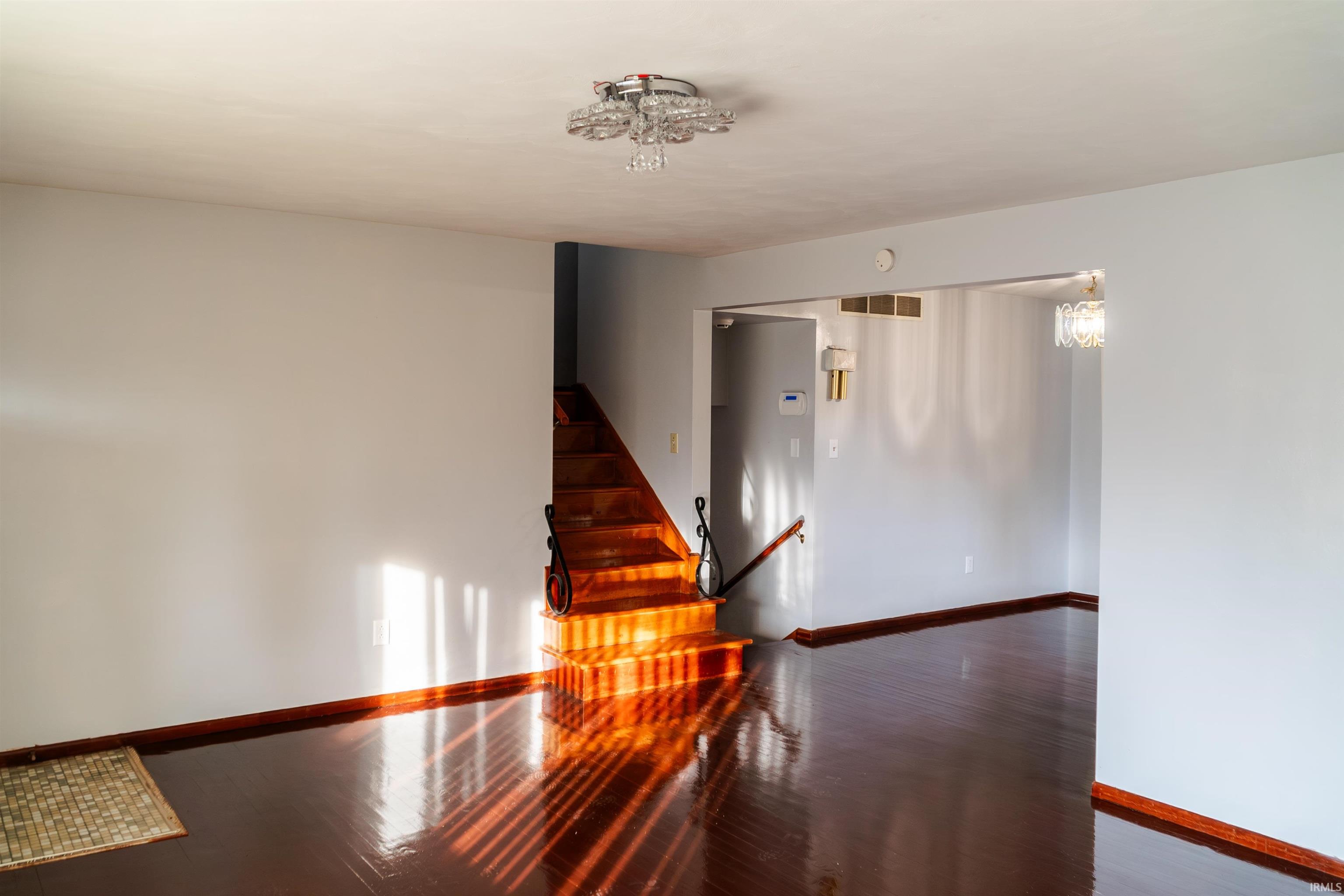 2929 Andre Lane Fort Wayne, IN 46806 - Photo 4 of 35