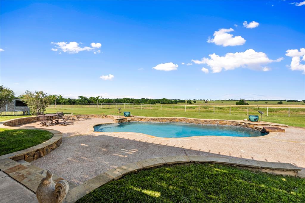 590 County Road 385 Valley View, TX 76272 - Photo 20 of 37