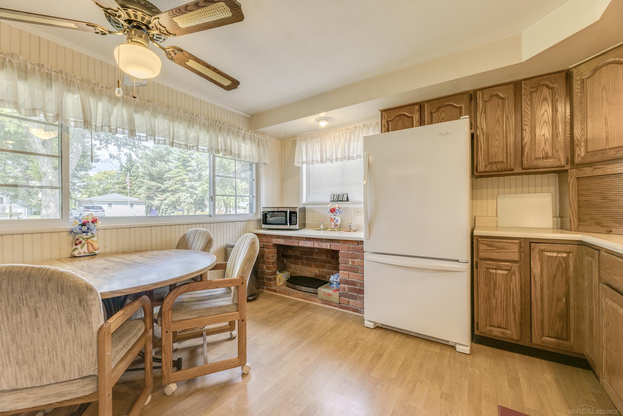 7474 Cardinal Road Lexington, MI 48450 - Photo 18 of 56 50171159-760C836B-1658-4445-8952-E88C2AE6CC62.JPG