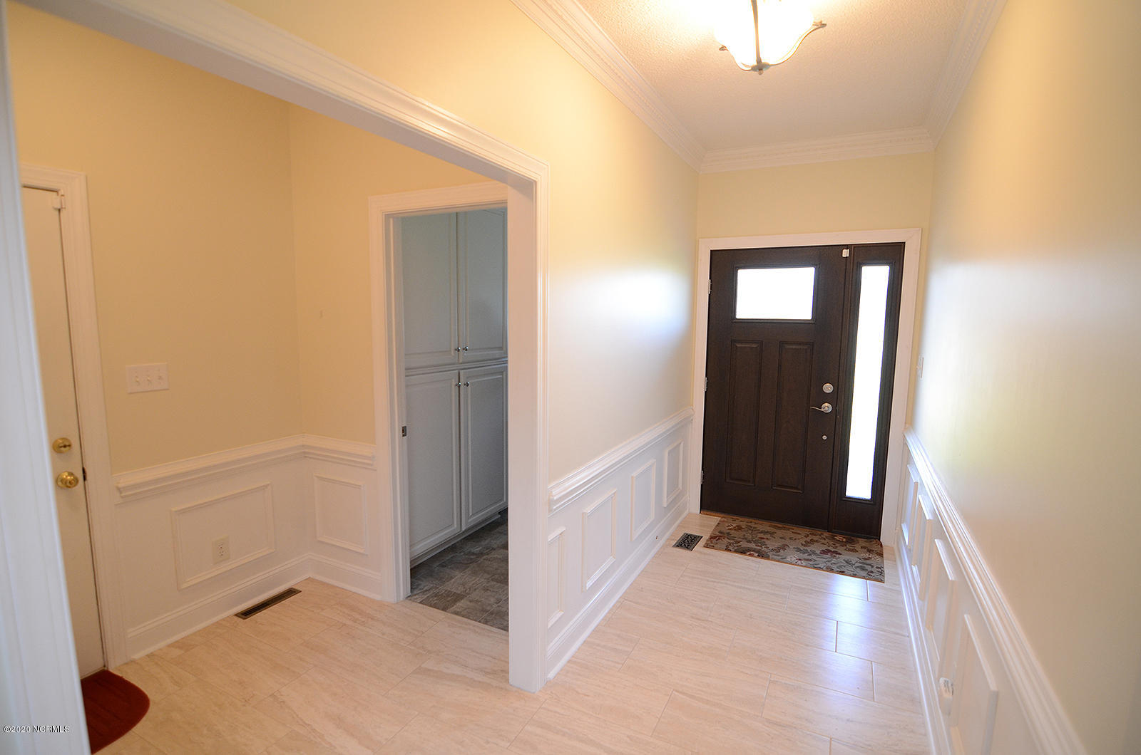 4343 Wiggins Mill Road Wilson, NC 27893 - Photo 3 of 25 Entrance Hall