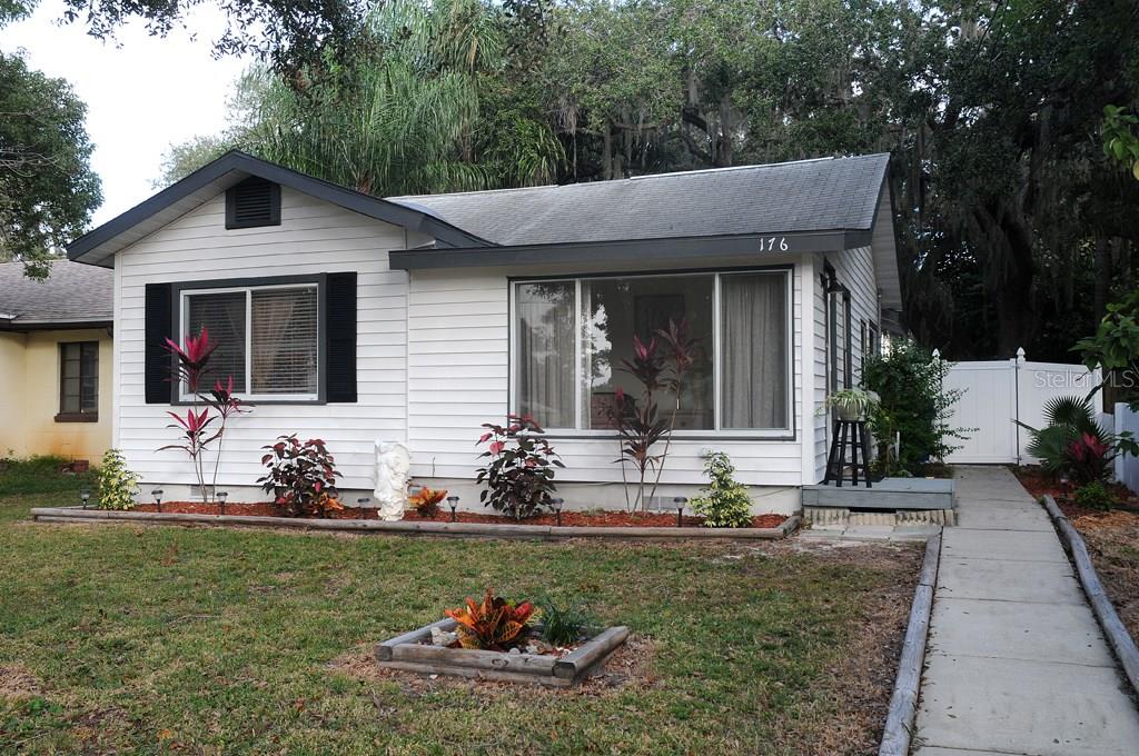 176 11th Street Southwest Largo, FL 33770 - Photo 1 of 1