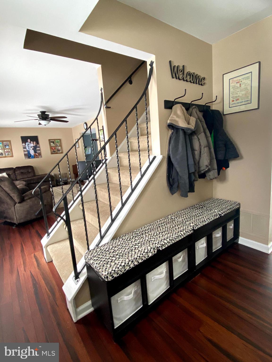 33 Edinburgh Road Blackwood, NJ 08012 - Photo 3 of 33 Gallery Image 3