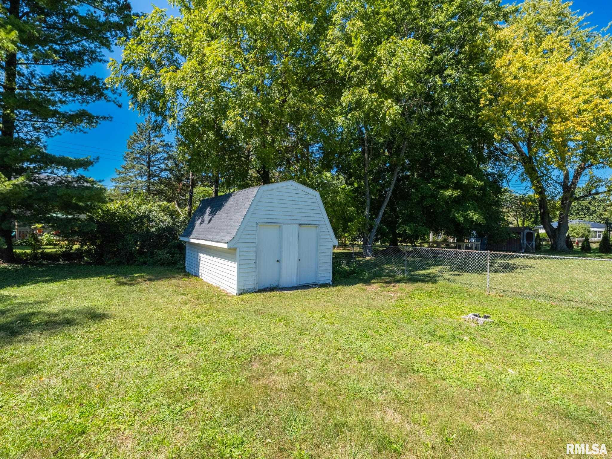 6923 North Saint Marys Road Peoria, IL 61614 - Photo 11 of 66