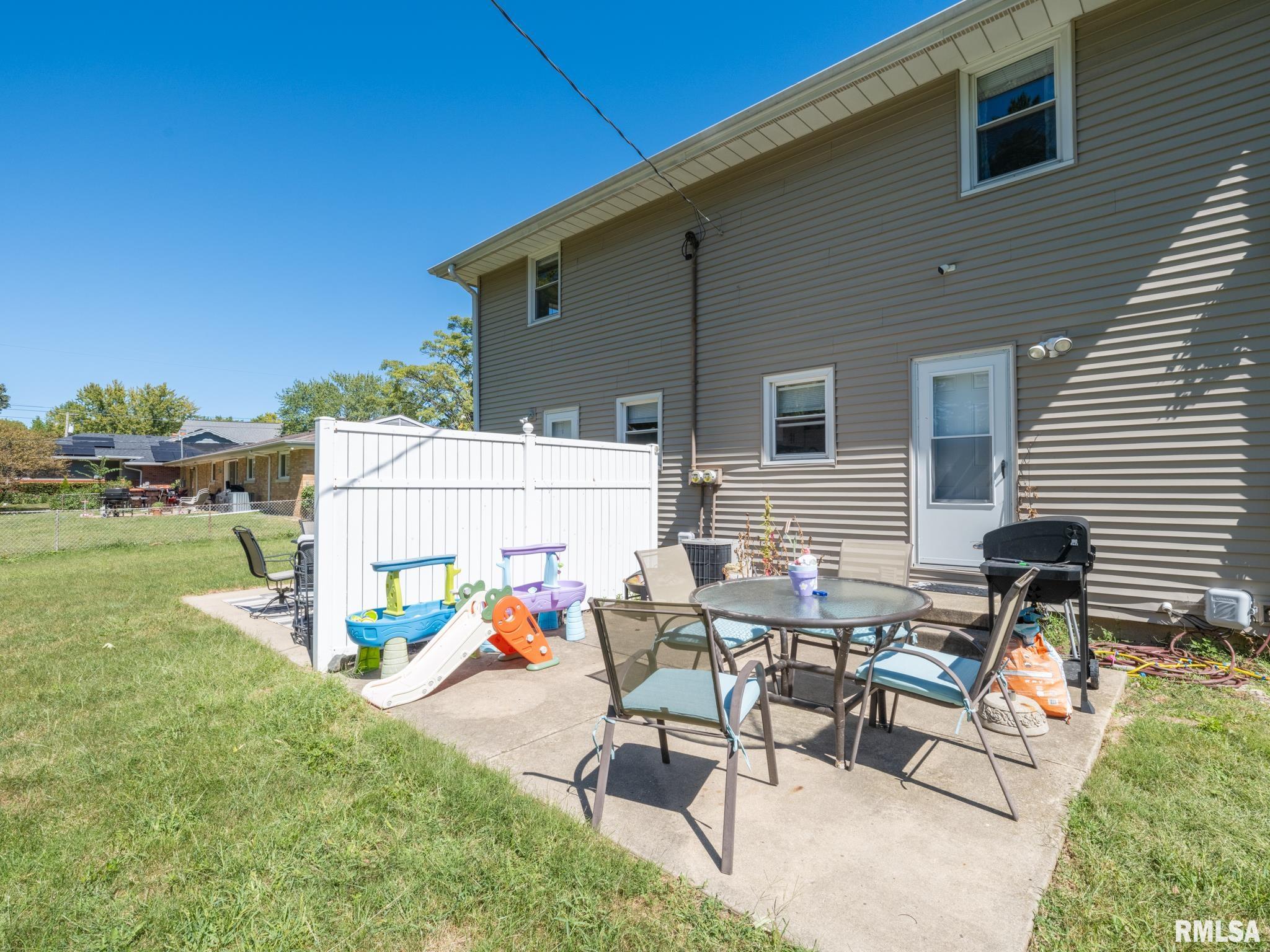 6923 North Saint Marys Road Peoria, IL 61614 - Photo 17 of 66