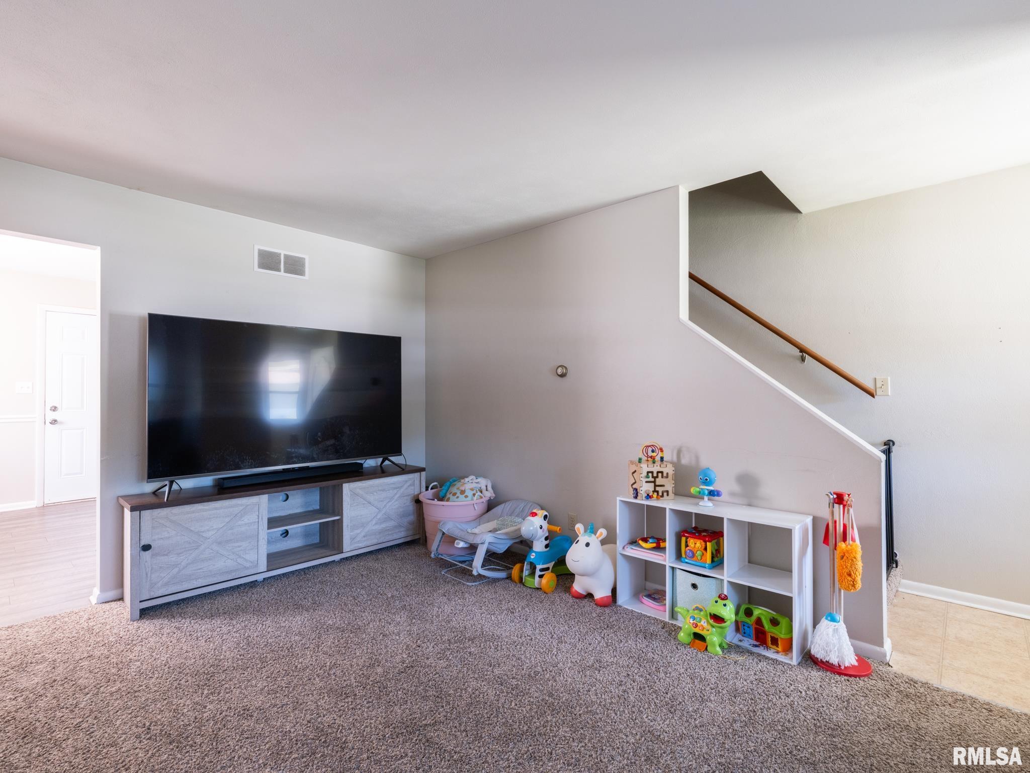 6923 North Saint Marys Road Peoria, IL 61614 - Photo 20 of 66