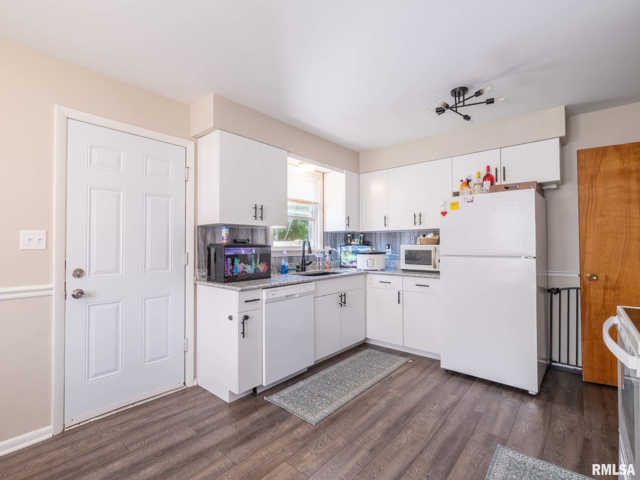 6923 North Saint Marys Road Peoria, IL 61614 - Photo 25 of 66