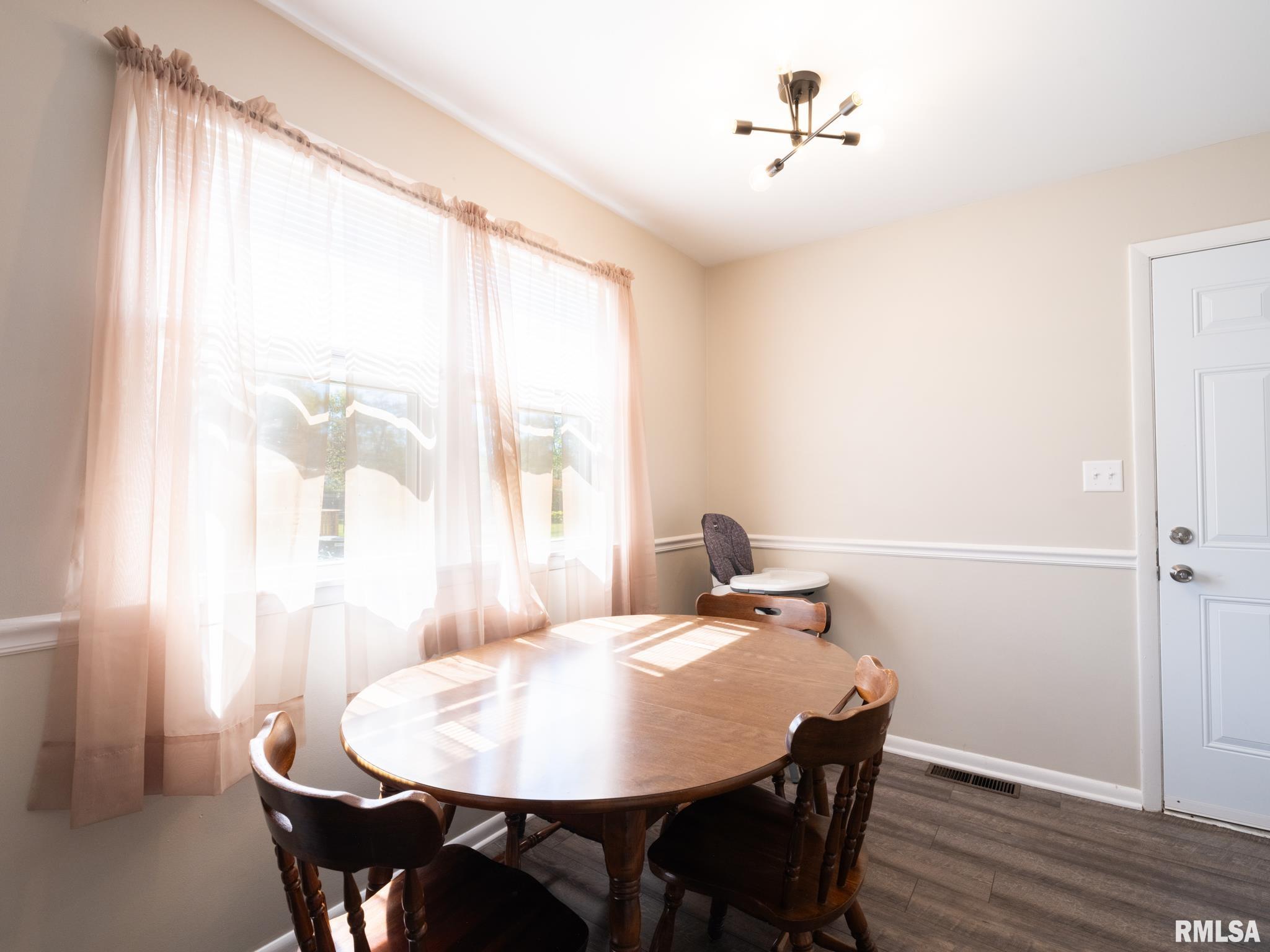 6923 North Saint Marys Road Peoria, IL 61614 - Photo 26 of 66