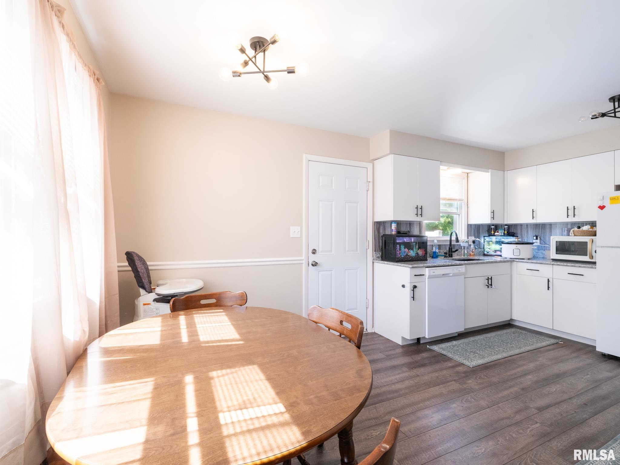 6923 North Saint Marys Road Peoria, IL 61614 - Photo 27 of 66