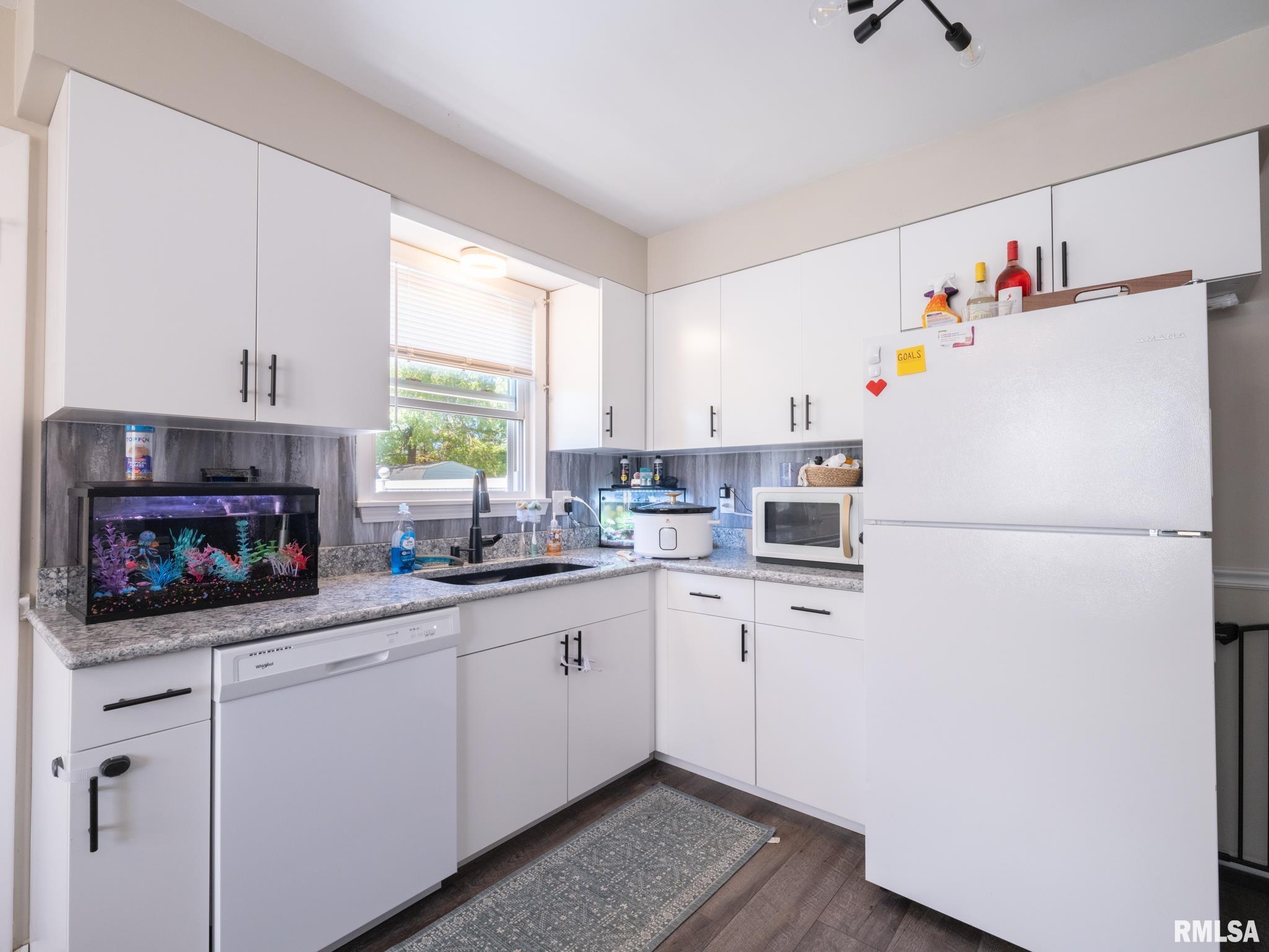 6923 North Saint Marys Road Peoria, IL 61614 - Photo 28 of 66