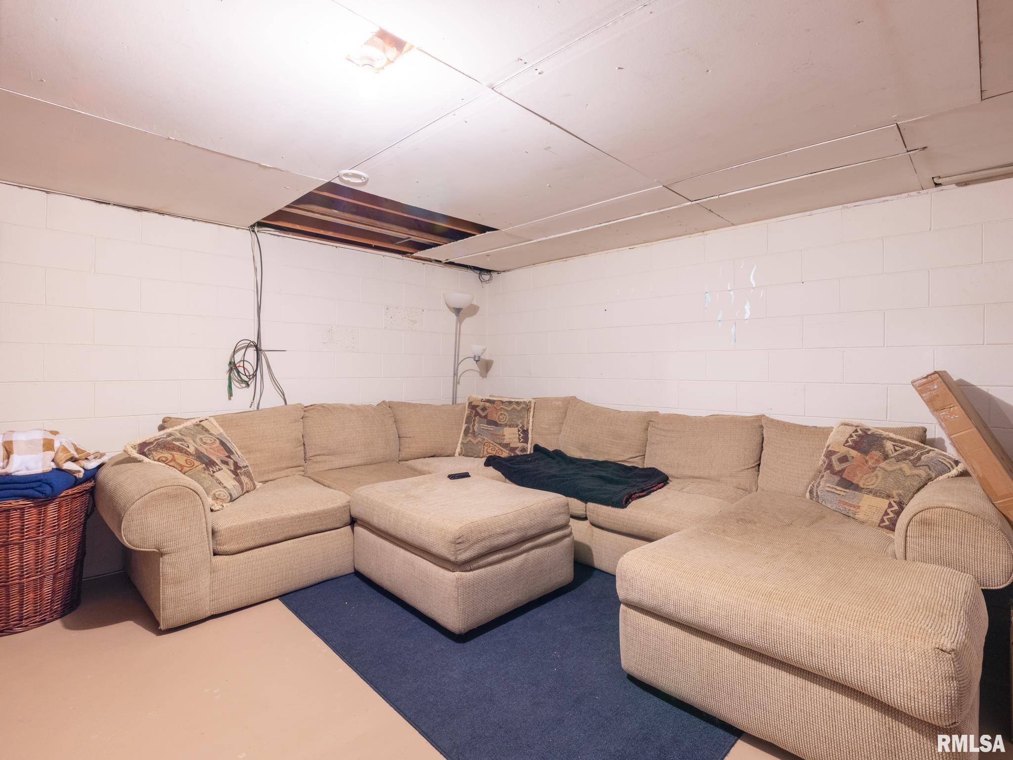 6923 North Saint Marys Road Peoria, IL 61614 - Photo 65 of 66