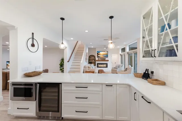 $3,950,000 | 212 Oak Avenue, Anna Maria, FL 34216