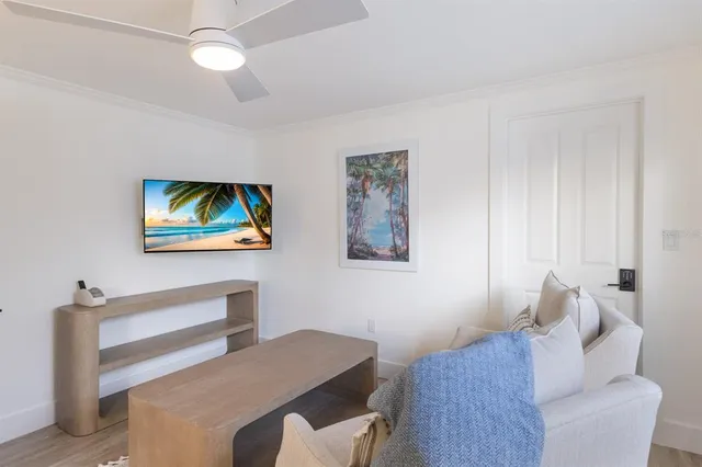 $3,950,000 | 212 Oak Avenue, Anna Maria, FL 34216