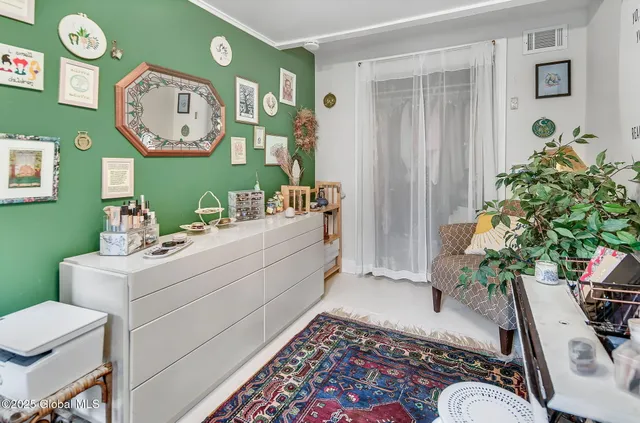 $197,000 | 15 Wilbur Street, Albany, NY 12202