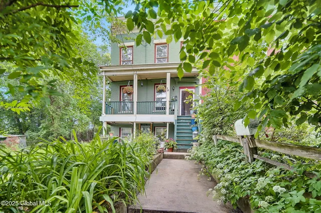 $197,000 | 15 Wilbur Street, Albany, NY 12202