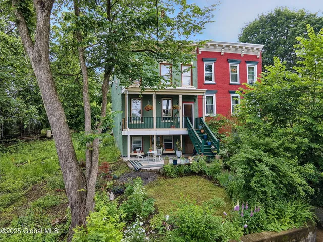 $197,000 | 15 Wilbur Street, Albany, NY 12202