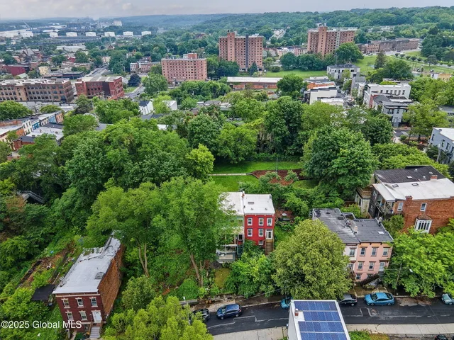 $197,000 | 15 Wilbur Street, Albany, NY 12202