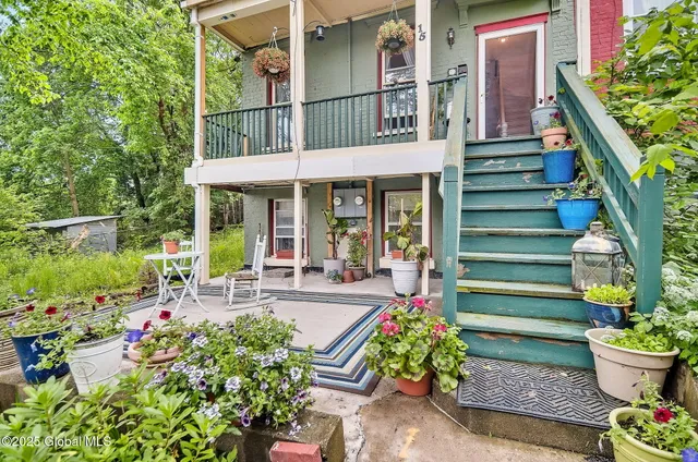 $197,000 | 15 Wilbur Street, Albany, NY 12202
