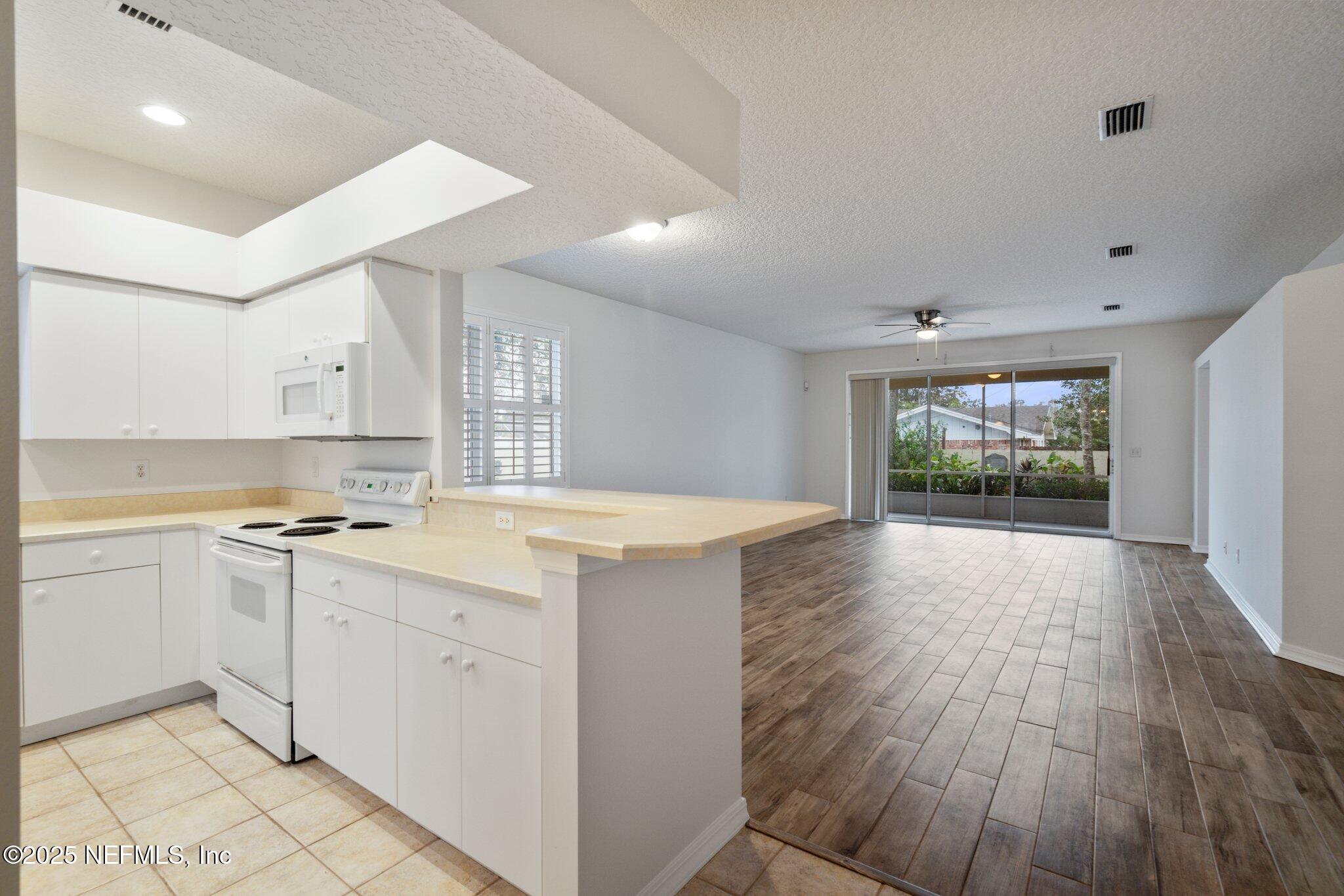 166 Lions Gate Drive St. Augustine, FL 32080 - Photo 5 of 39 34-web-or-mls-DSC02355