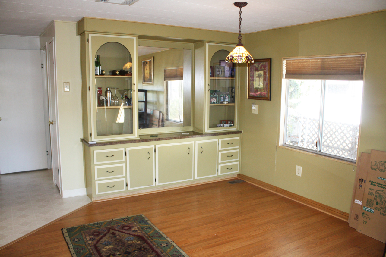 30 Winchester Canyon Road, Unit 81 Goleta, CA 93117 - Photo 4 of 6 Dining Room