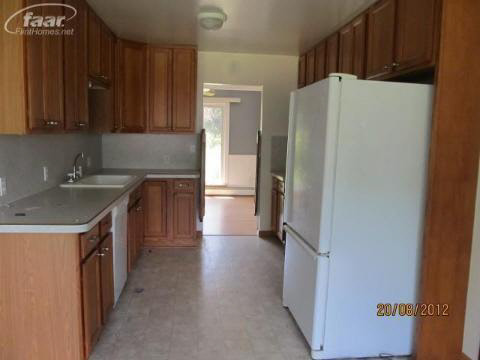 10291 Foley Road Fenton, MI 48430 - Photo 2 of 13 20247502-1.JPG