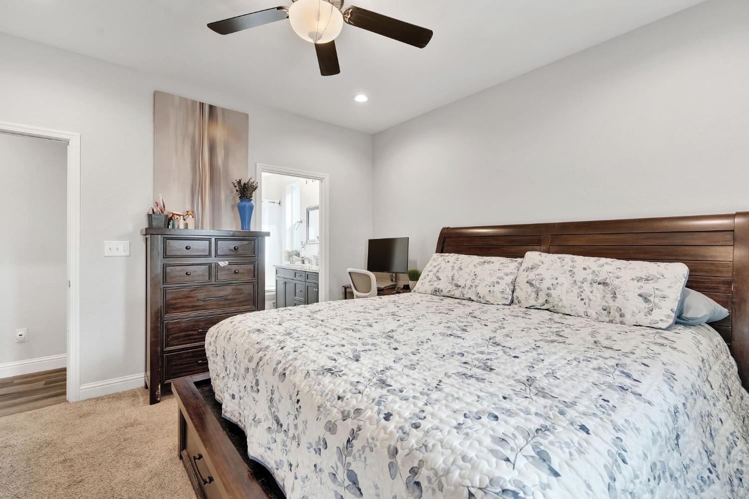 1109 Wasatch Drive Madera, CA 93638 - Photo 20 of 31
