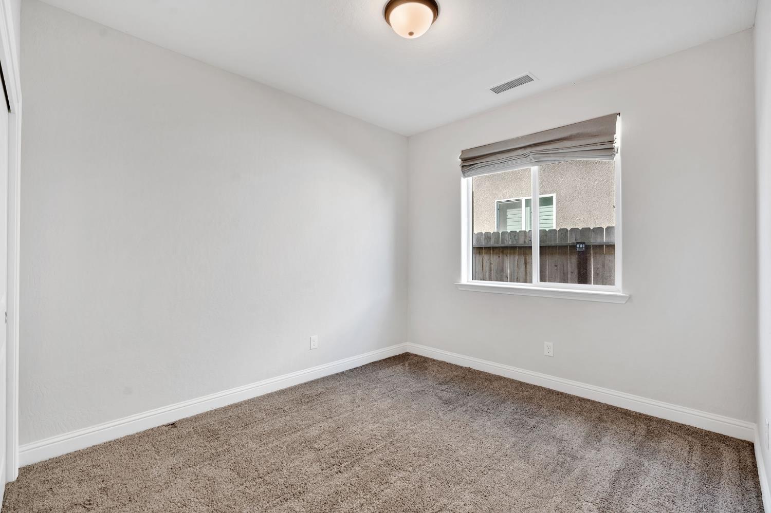 1109 Wasatch Drive Madera, CA 93638 - Photo 22 of 31