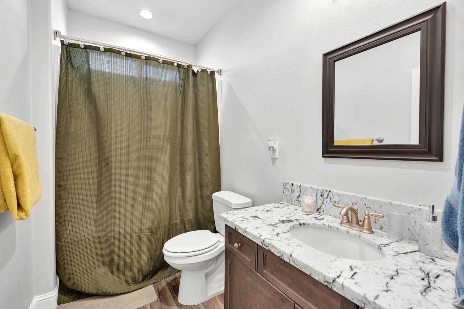 1109 Wasatch Drive Madera, CA 93638 - Photo 25 of 31