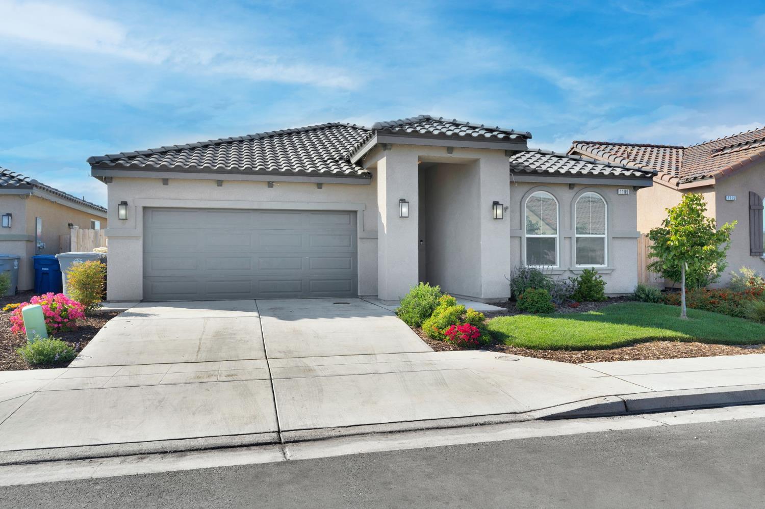 1109 Wasatch Drive Madera, CA 93638 - Photo 3 of 31