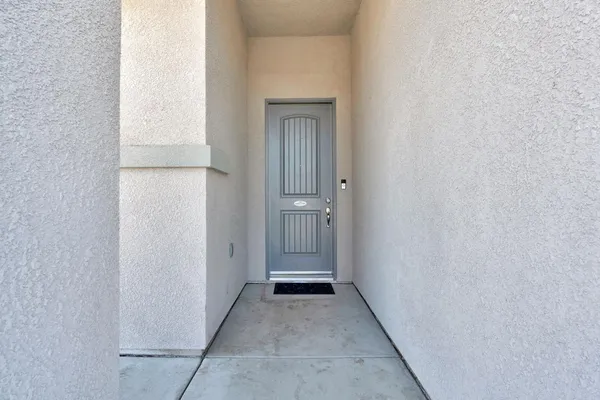 $445,000 | 1109 Wasatch Drive, Madera, CA 93638