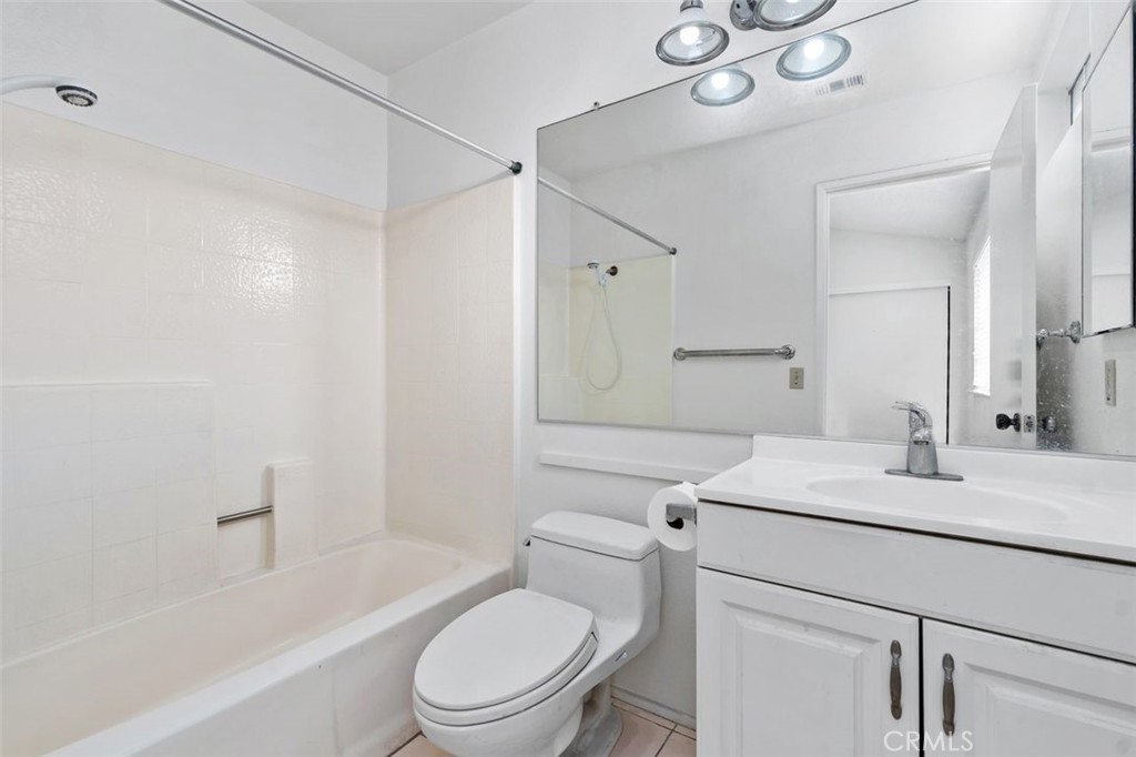 2800 Plaza Del Amo, Unit 375 Torrance, CA 90503 - Photo 20 of 24 a bathroom with a sink toilet vanity and shower