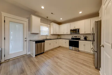$370,000 | 762 Buffalo Frd Drive, Clarksville, TN 37042