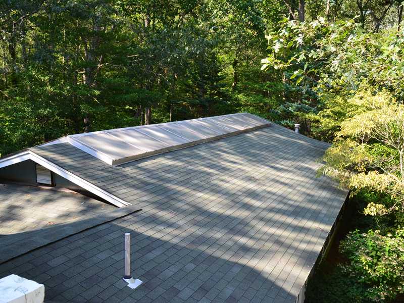 1700 Bulgarmarsh Road Tiverton, RI 02878 - Photo 12 of 12 Exterior Back. Pool Building