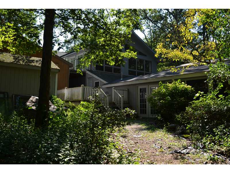 1700 Bulgarmarsh Road Tiverton, RI 02878 - Photo 10 of 12 Exterior Back.