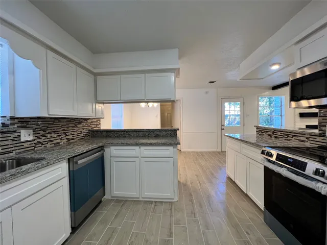 $380,000 | 602 Rosewood Drive, Shenandoah, TX 77381