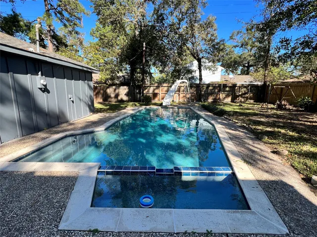 $380,000 | 602 Rosewood Drive, Shenandoah, TX 77381