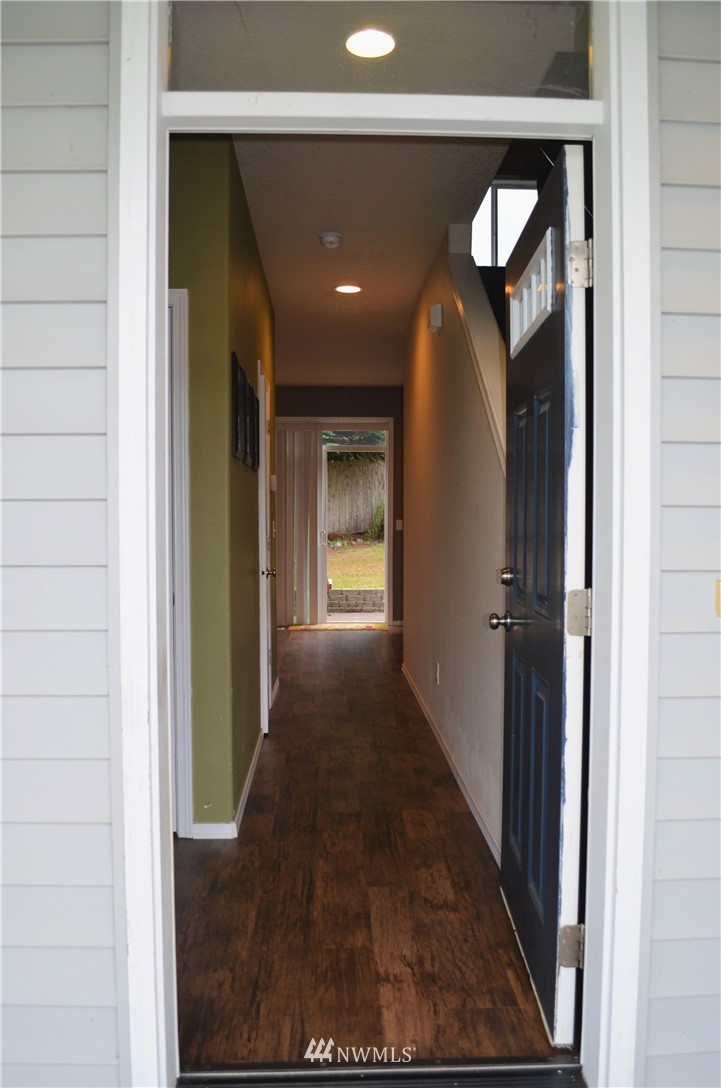 2208 Coal Creek Road Longview, WA 98632 - Photo 3 of 23 Gallery Image 3