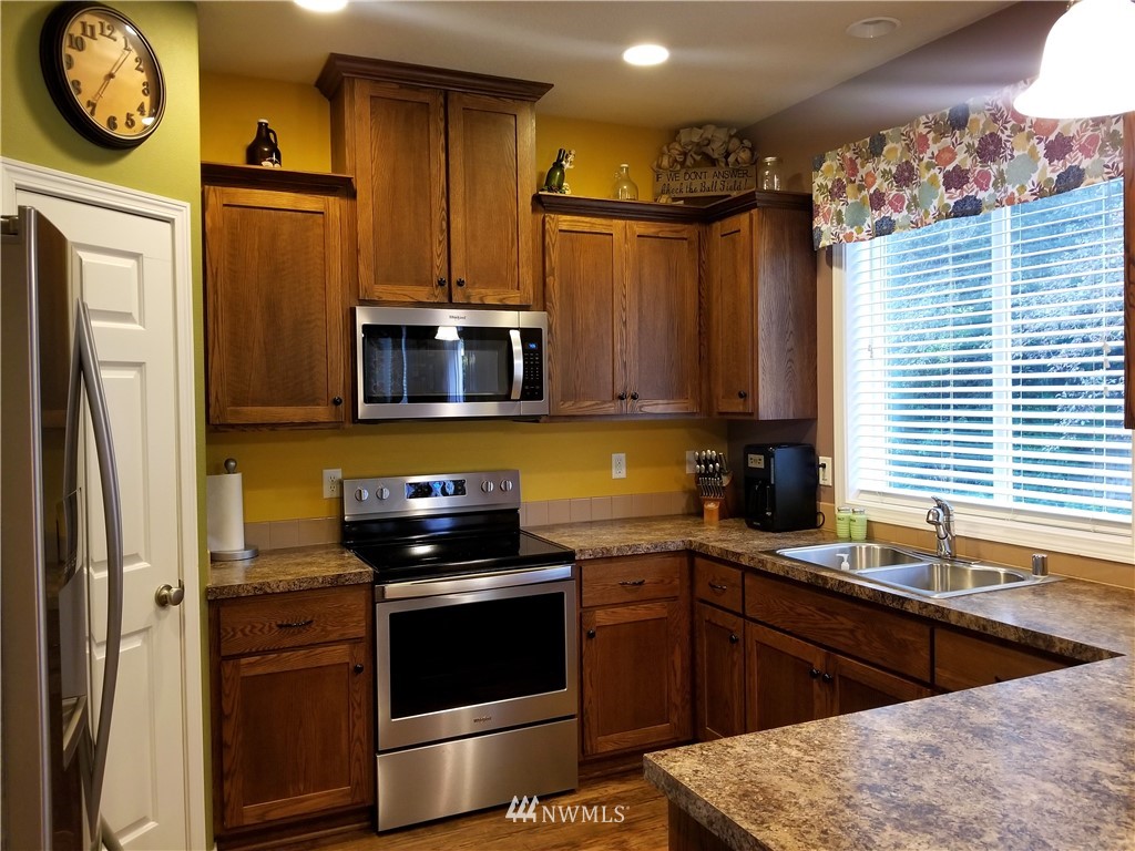 2208 Coal Creek Road Longview, WA 98632 - Photo 8 of 23 Gallery Image 8