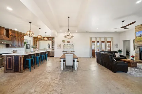 $1,099,999 | 14346 Quail Lane, Terrell, TX 75160