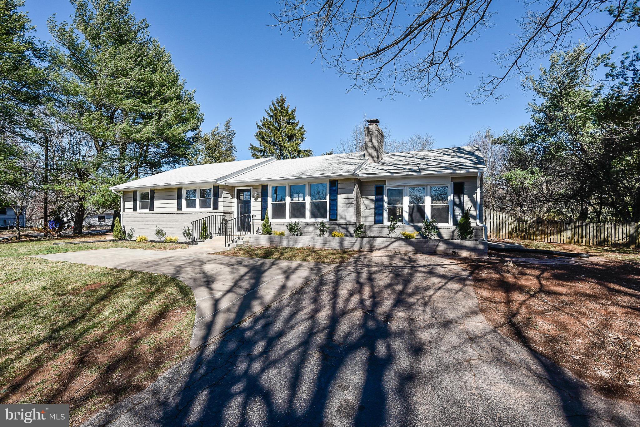 21901 Big Woods Road Dickerson, MD 20842 - Photo 3 of 27 Exterior (Front)