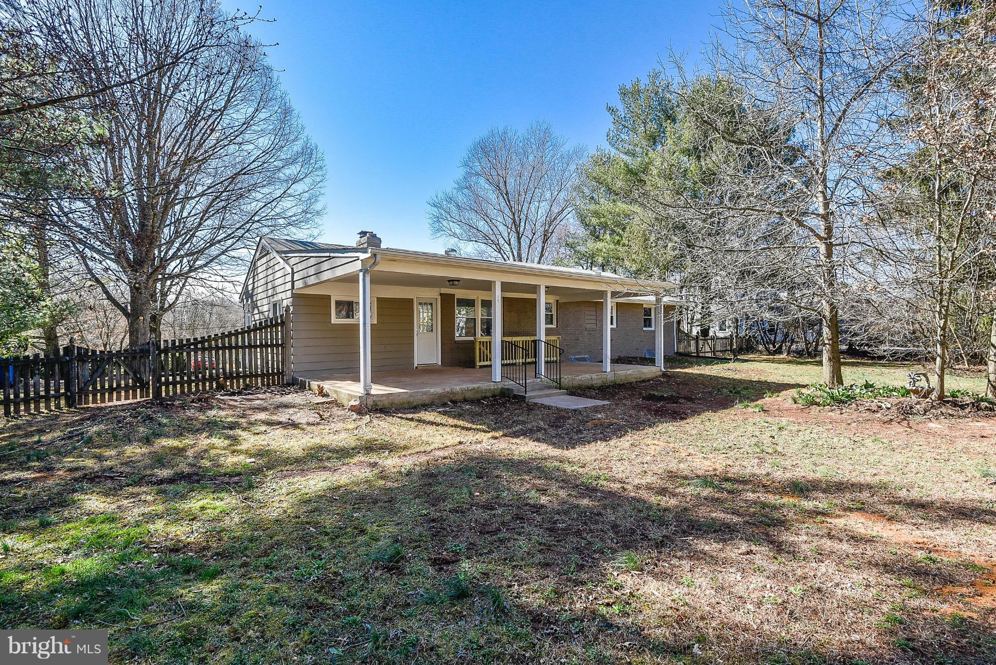 21901 Big Woods Road Dickerson, MD 20842 - Photo 24 of 27 Exterior (Rear)