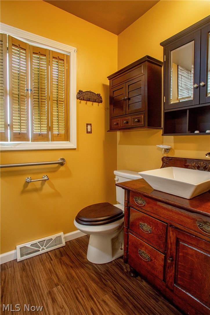56705 Jordan Run Road Bellaire, OH 43906 - Photo 22 of 28 Gallery Image 22