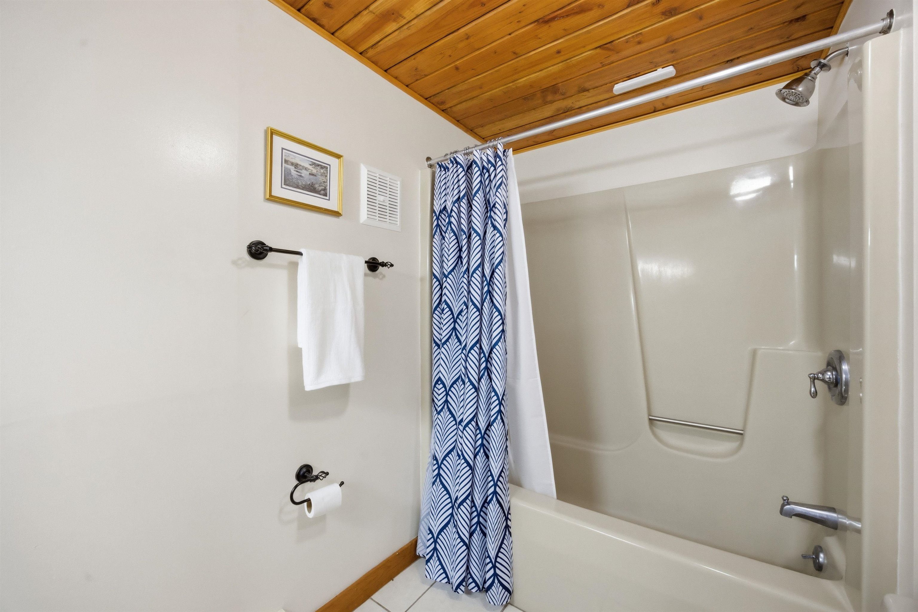 2696 Lake Shore Road, Unit 91 Gilford, NH 03249 - Photo 30 of 47