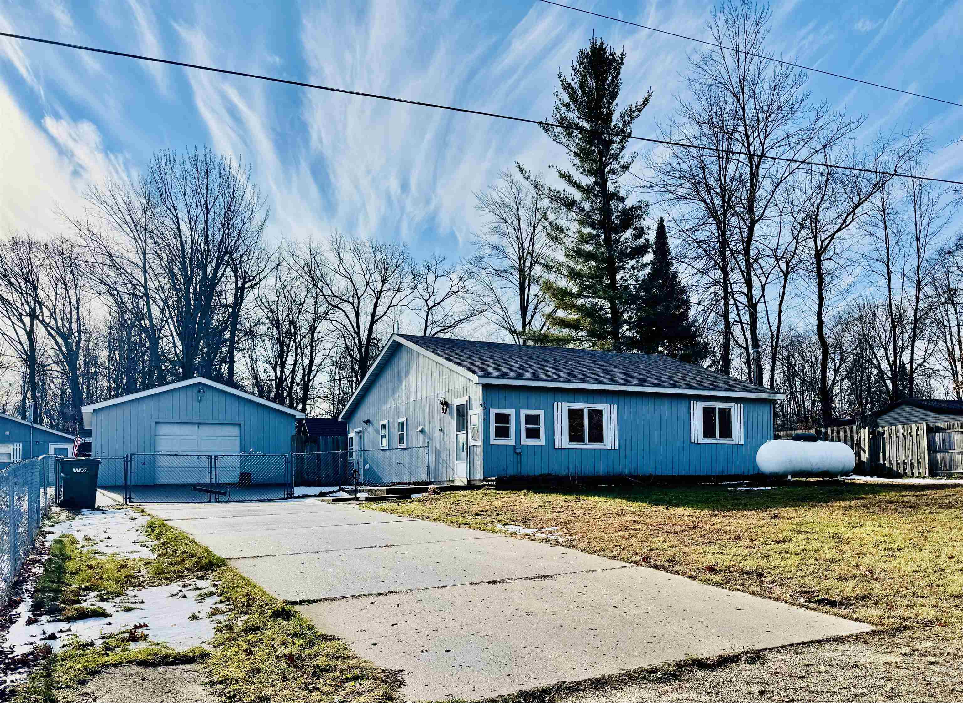 4214 East Stockwell Road Harrison, MI 48625 - Photo 1 of 21 Gallery Image 1