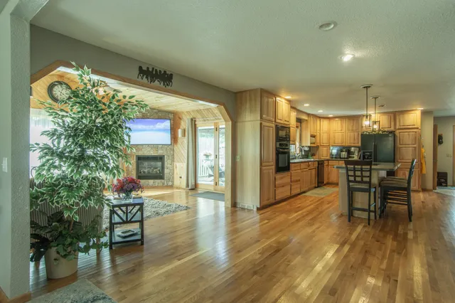 $649,900 | 48228 207th Avenue, McGregor, MN 55760