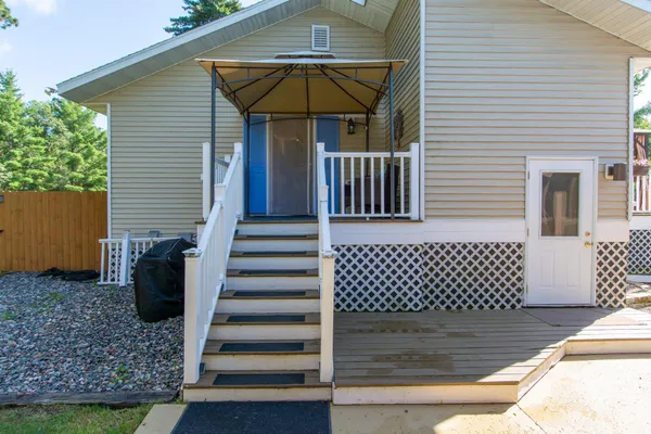 $649,900 | 48228 207th Avenue, McGregor, MN 55760