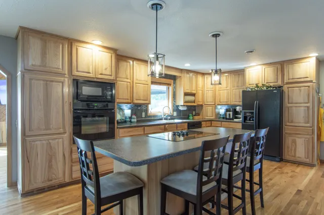 $649,900 | 48228 207th Avenue, McGregor, MN 55760