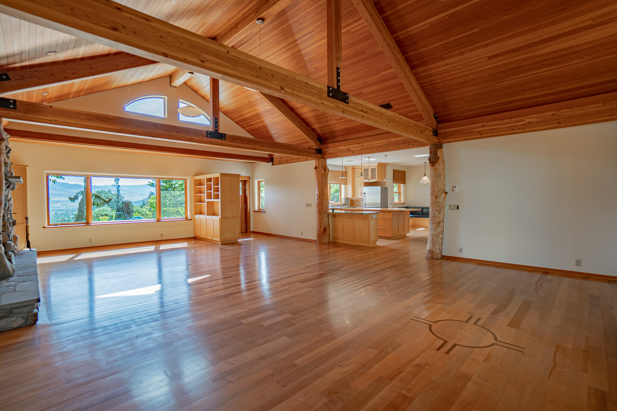 1785 Zemke Road Talent, OR 97540 - Photo 5 of 61 DSC09337-HDR