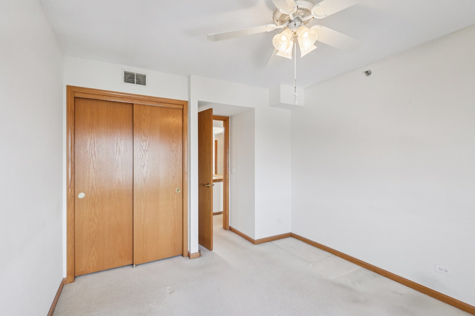 7450 North Waukegan Road, Unit 505 Niles, IL 60714 - Photo 15 of 30 a view of an empty room